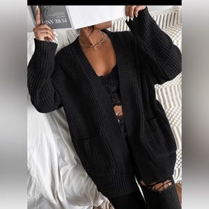 BLACK KNIT CARDIGAN